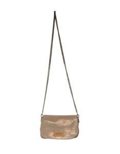 Sac Gaston S Nude besace en croûte velours pailleté avec chaîne argentée porté à l'épaule.